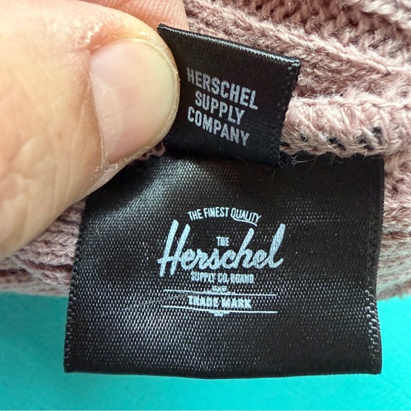 Herschel Kids Pink Ribbed Knit Beanie Pom Pom Logo Winter Outdoors Stretchy - Picture 3 of 6